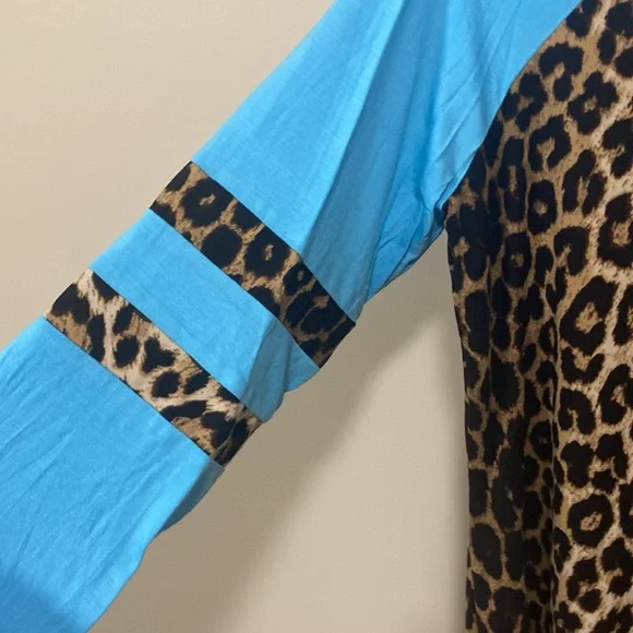 Women’s long sleeve top small - Picture 2 of 4